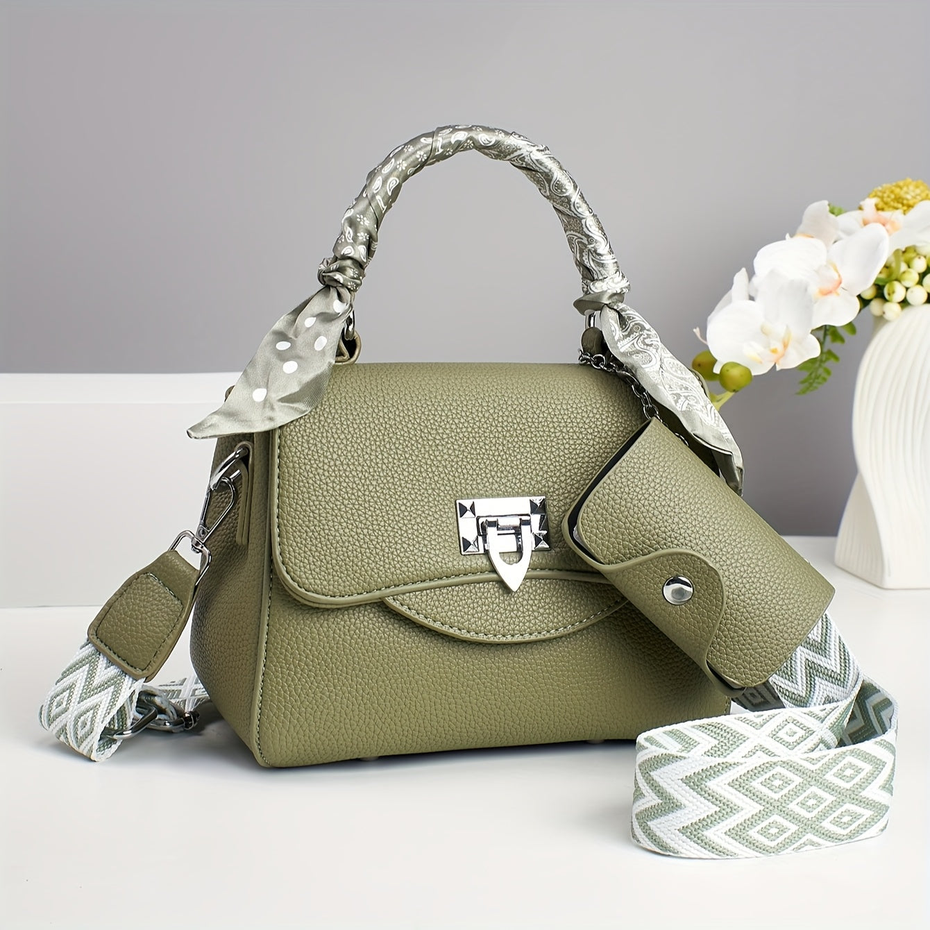 Women's Luxury Handbag - Convertible Crossbody\u002FShoulder\u002FClutch Purse with Metallic Hardware