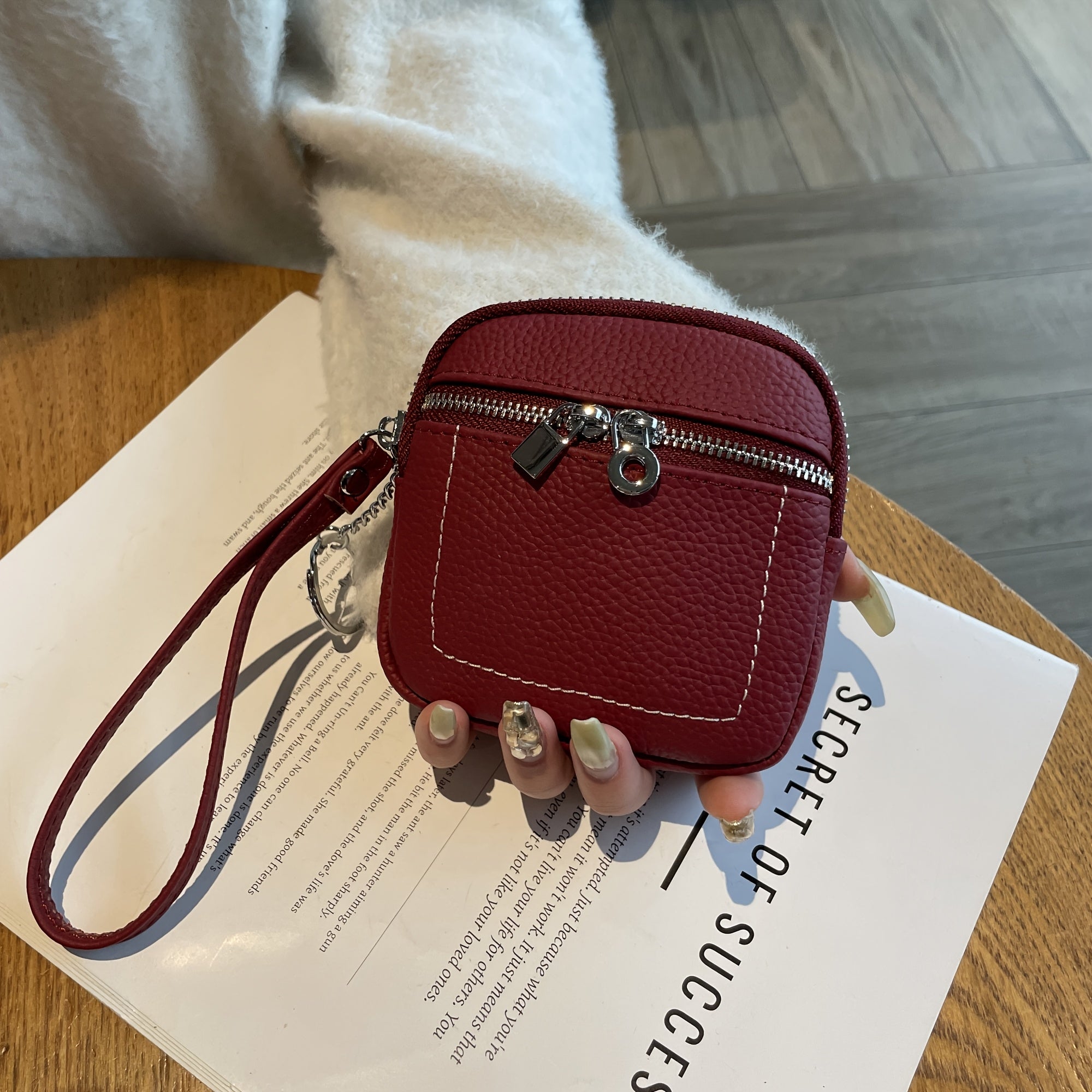 Genuine Leather Mini Coin Purse - Women's Zipper Handbag, Card Holder, Key Bag | Trendy, Compact, Cow Leather