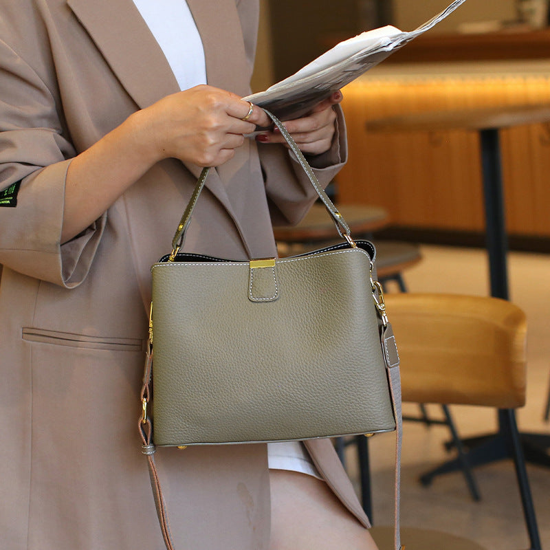 Advanced grey leather elegant Women's handbag, cowhide bag, Women's 2025 new trendy large capacity bucket bag